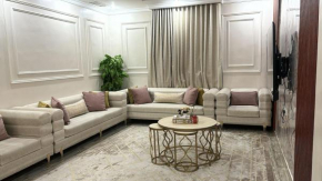 3 Bedroom 2 Bathroom Apartment